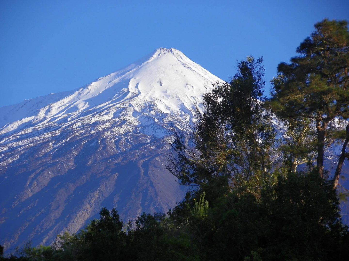 Pico del Teide, volcán nevado